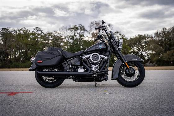 HARLEY-DAVIDSON SOFTAIL HERITAGE CLASSIC HARLEY-DAVIDSON SOFTAIL HERITAGE CLASSIC